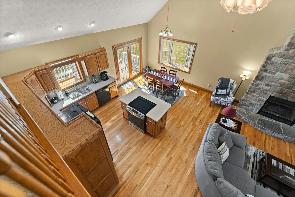54 Jess Crisswell Road Monticello KY 42633