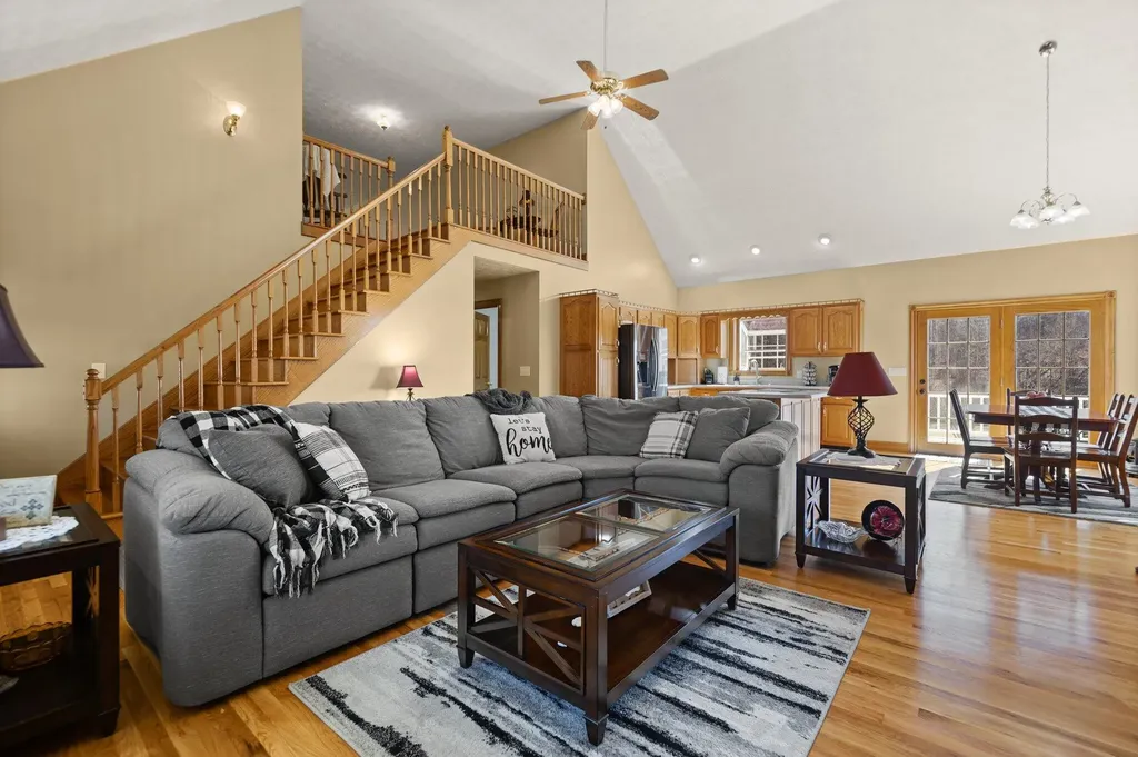 54 Jess Crisswell Road Monticello KY 42633