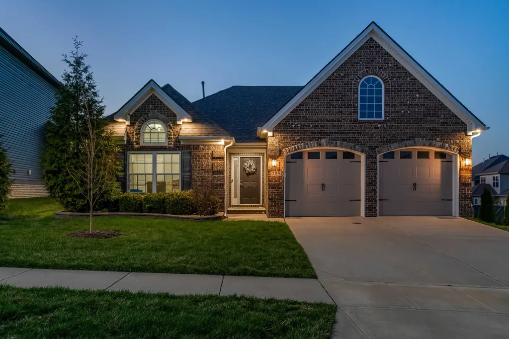 204 Blackthorn Drive Nicholasville KY 40356