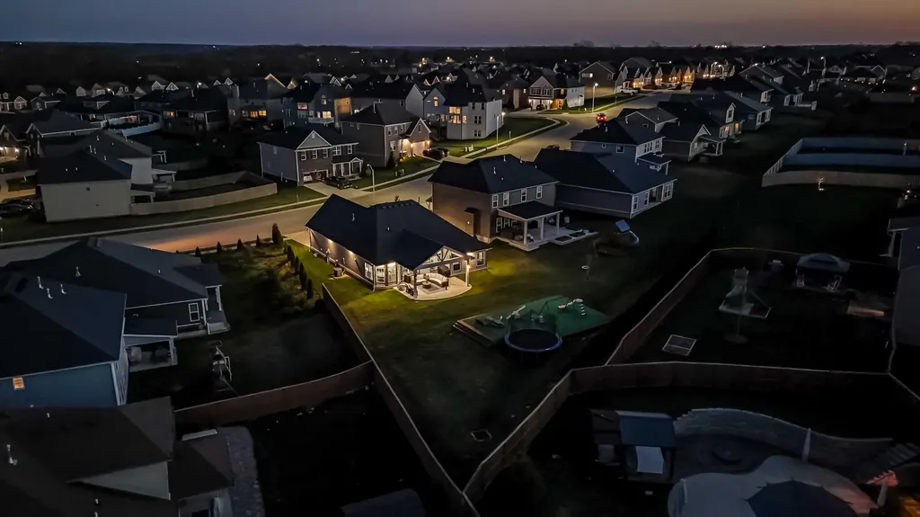 204 Blackthorn Drive Nicholasville KY 40356