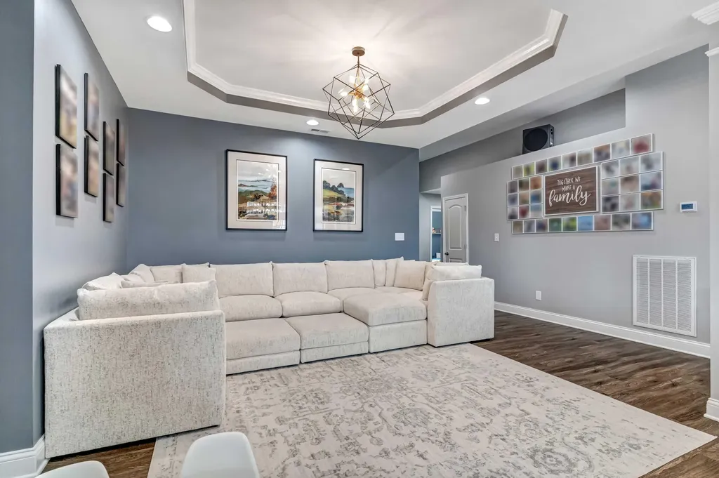 204 Blackthorn Drive Nicholasville KY 40356