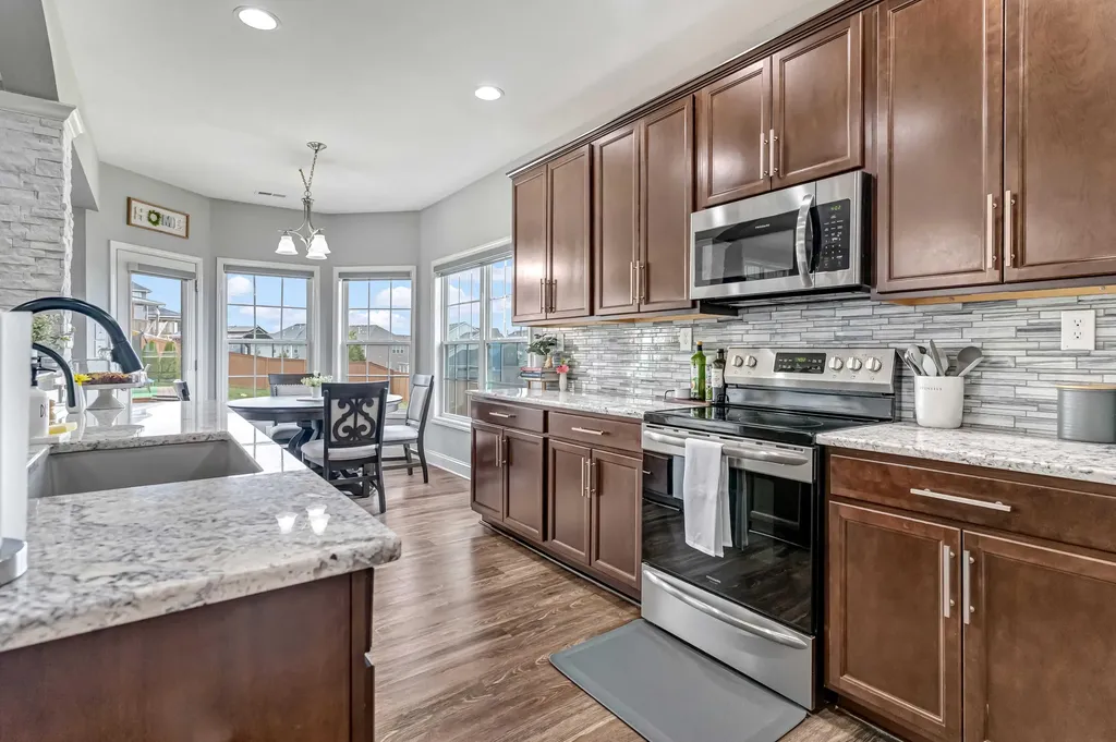 204 Blackthorn Drive Nicholasville KY 40356