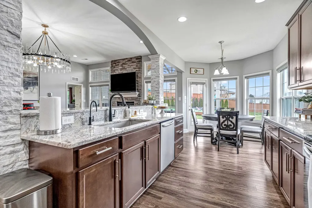 204 Blackthorn Drive Nicholasville KY 40356