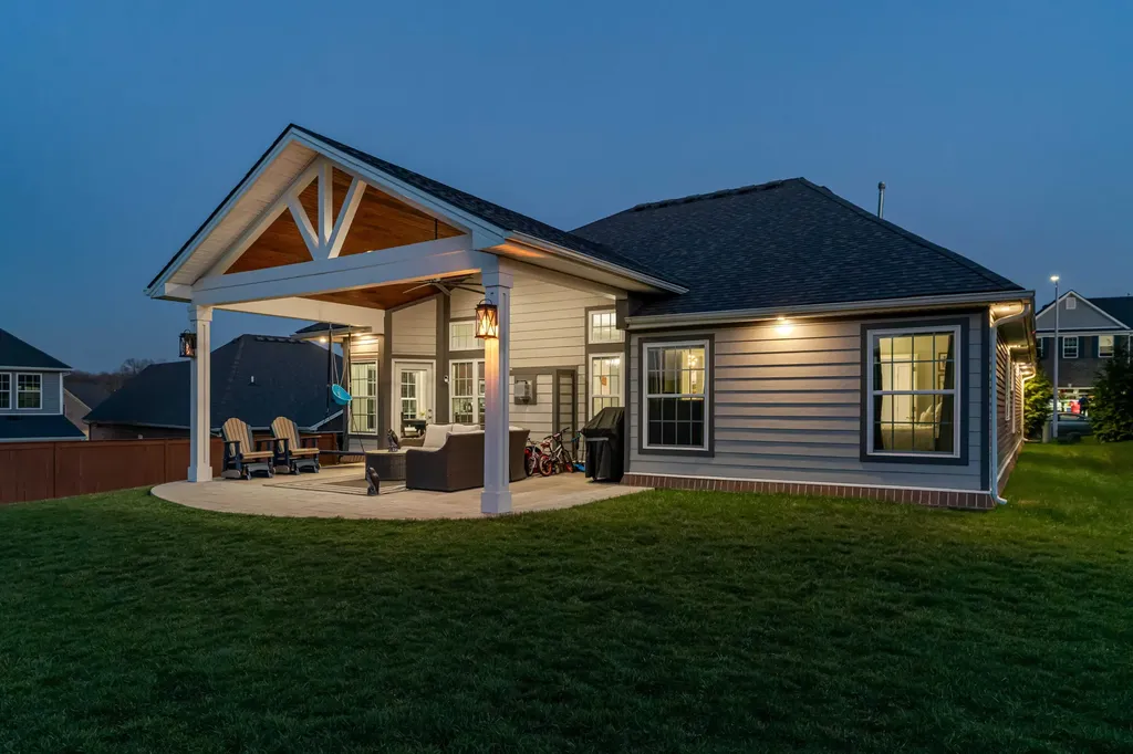 204 Blackthorn Drive Nicholasville KY 40356