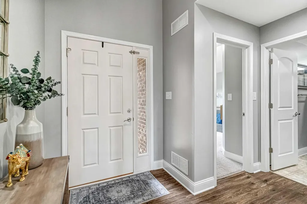 204 Blackthorn Drive Nicholasville KY 40356