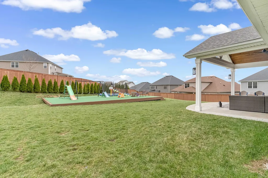 204 Blackthorn Drive Nicholasville KY 40356