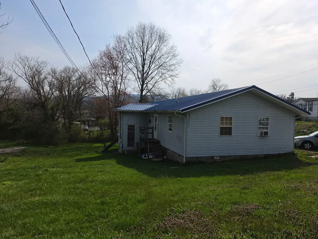 120 Redwood Road Middlesboro KY 40965