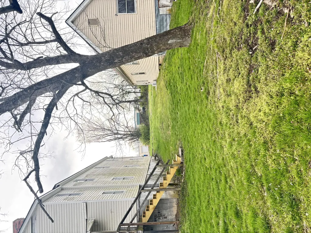 112 Lincoln Street Nicholasville KY 40356