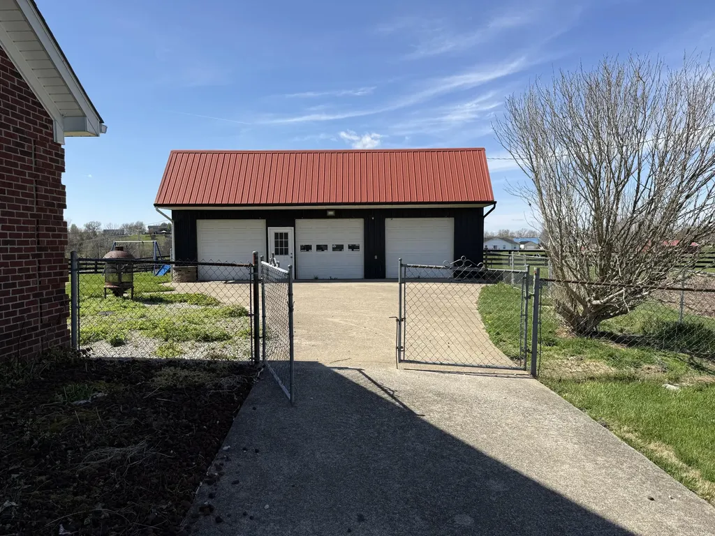 123 Dreyfus Road Berea KY 40403