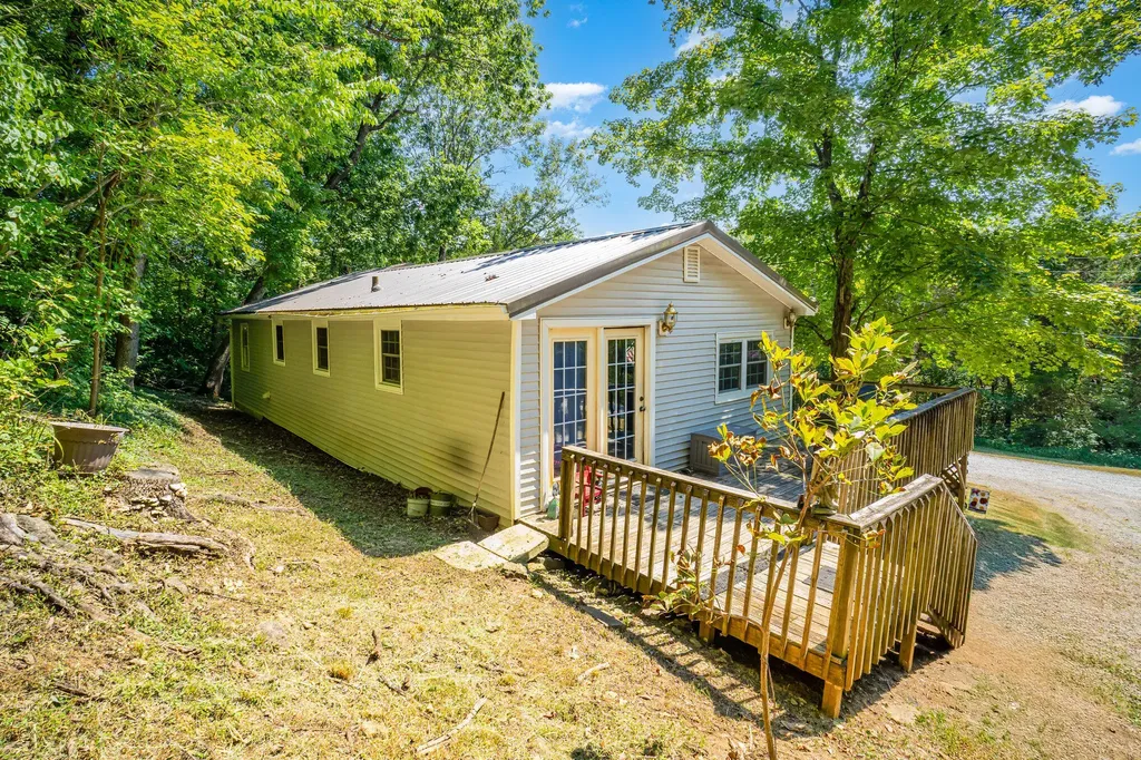 226 Melody Drive New Haven KY 40051