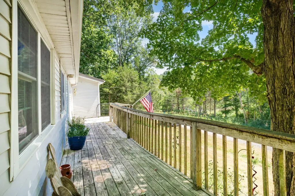 226 Melody Drive New Haven KY 40051