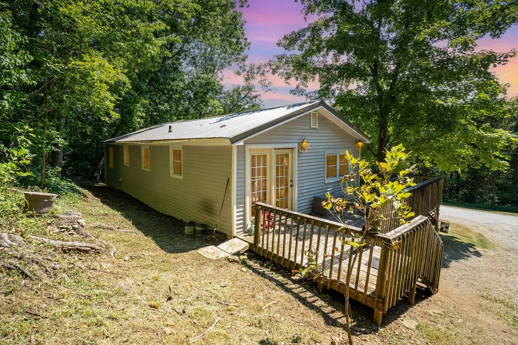 226 Melody Drive New Haven KY 40051