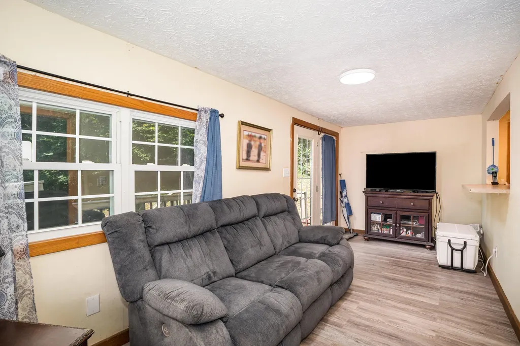 226 Melody Drive New Haven KY 40051