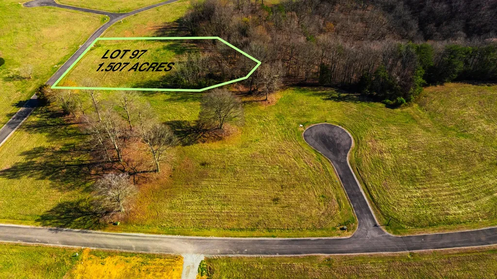 97 Paradise Alley Russell Springs KY 42642