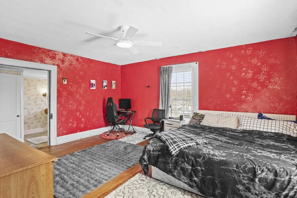 219 Main Street N Middletown KY 40357