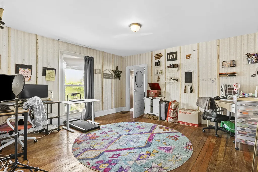 219 Main Street N Middletown KY 40357