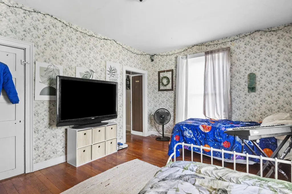 219 Main Street N Middletown KY 40357