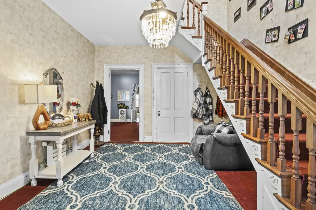 219 Main Street N Middletown KY 40357