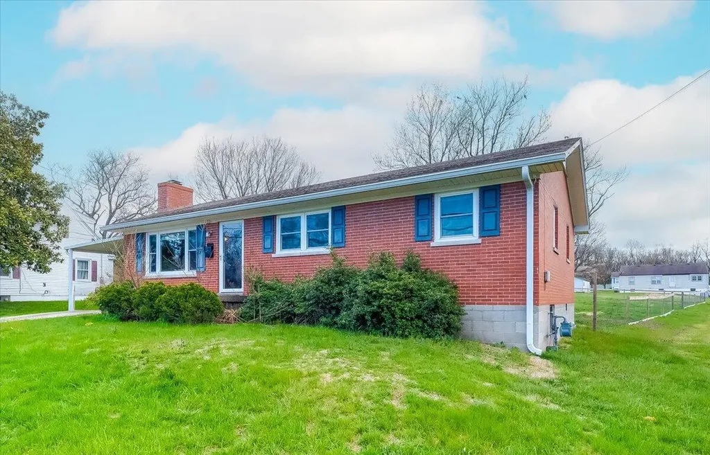 221 Lyons Drive Frankfort KY 40601