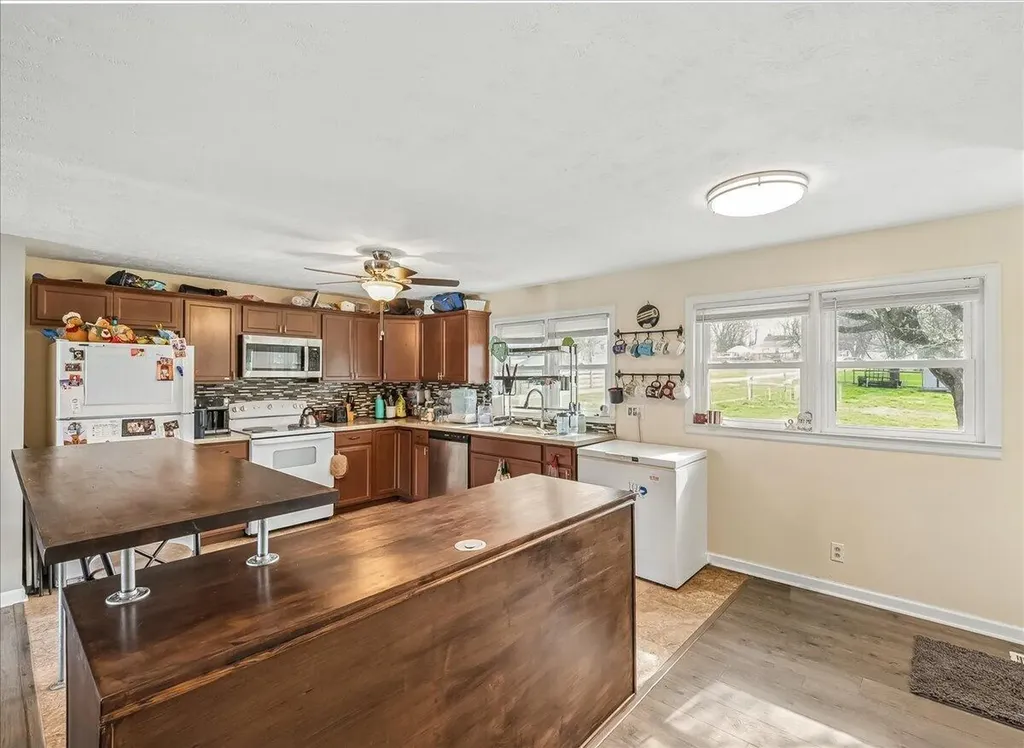 221 Lyons Drive Frankfort KY 40601