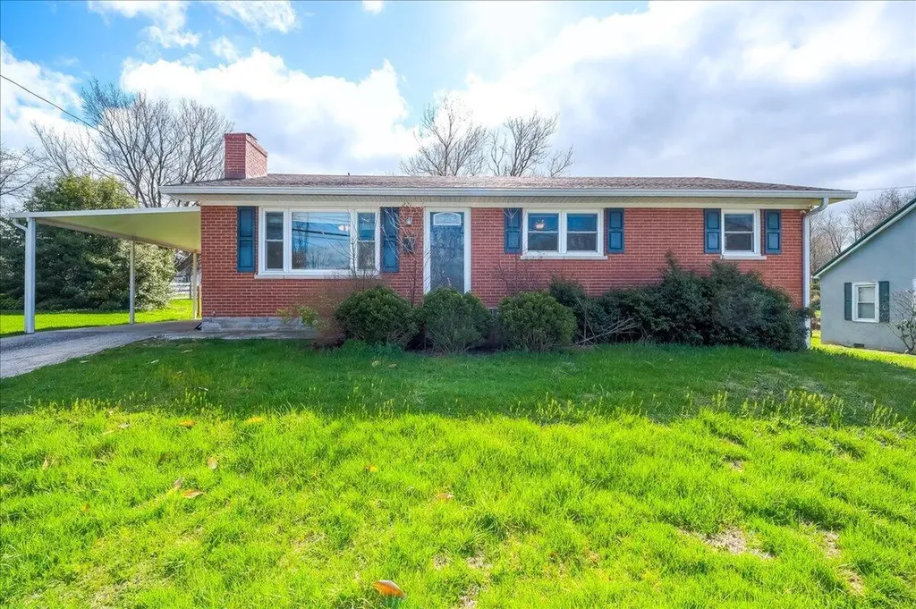 221 Lyons Drive Frankfort KY 40601