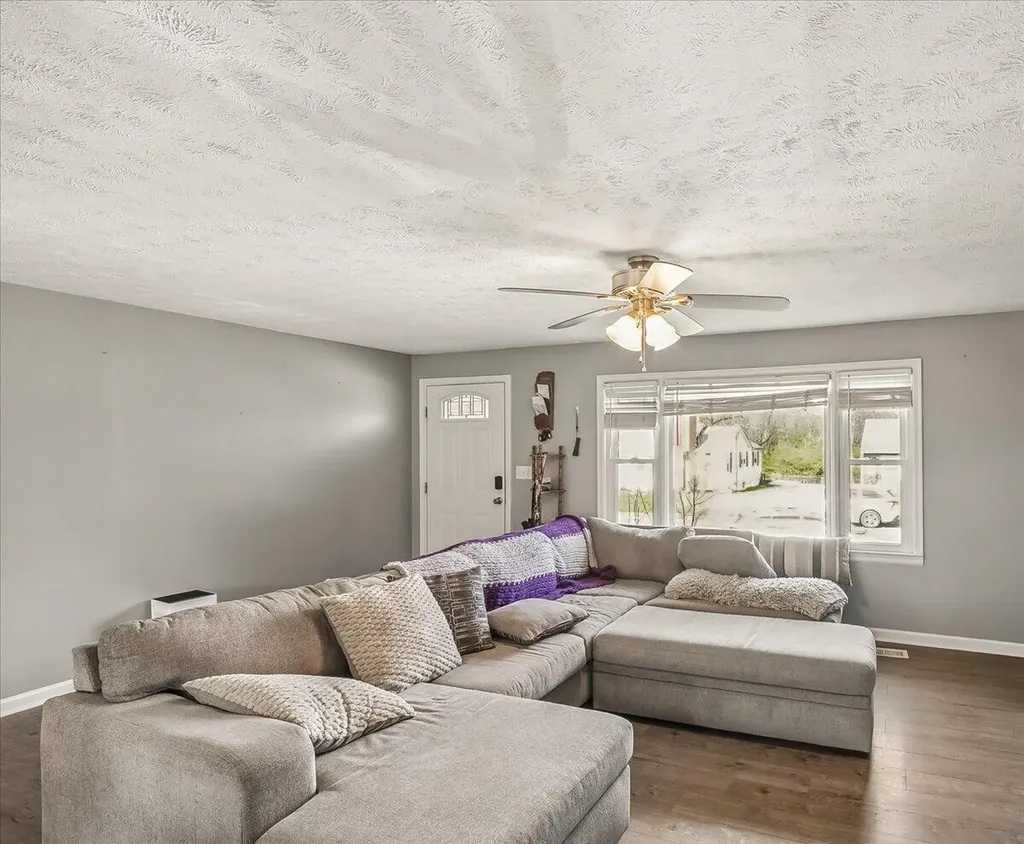 221 Lyons Drive Frankfort KY 40601