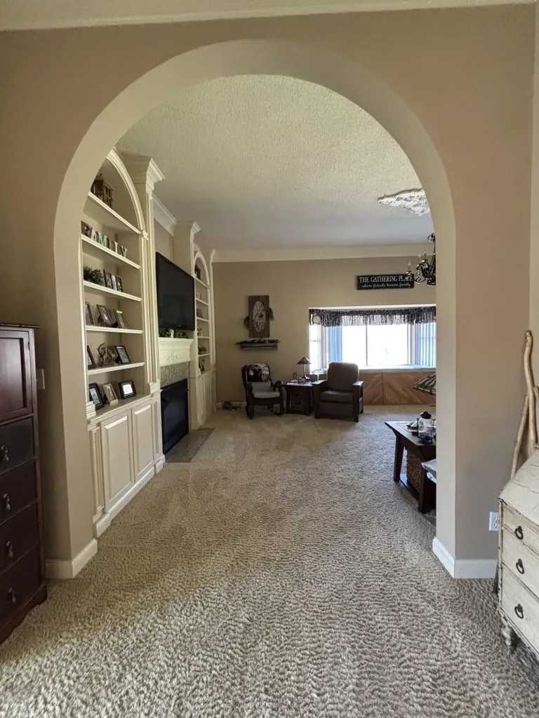 250 Hill Place Road Benham KY 40807