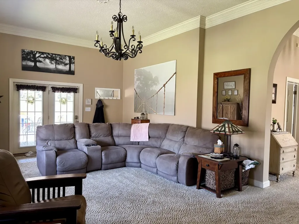 250 Hill Place Road Benham KY 40807