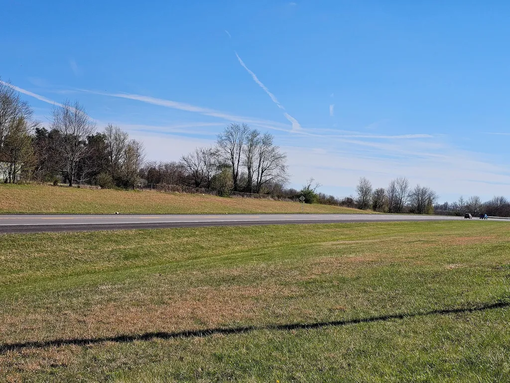 77 Jeffries Lane Hustonville KY 40437
