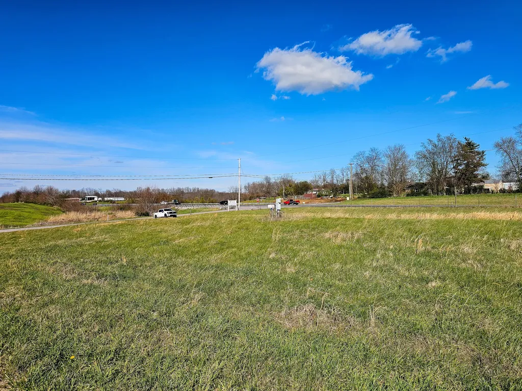 77 Jeffries Lane Hustonville KY 40437