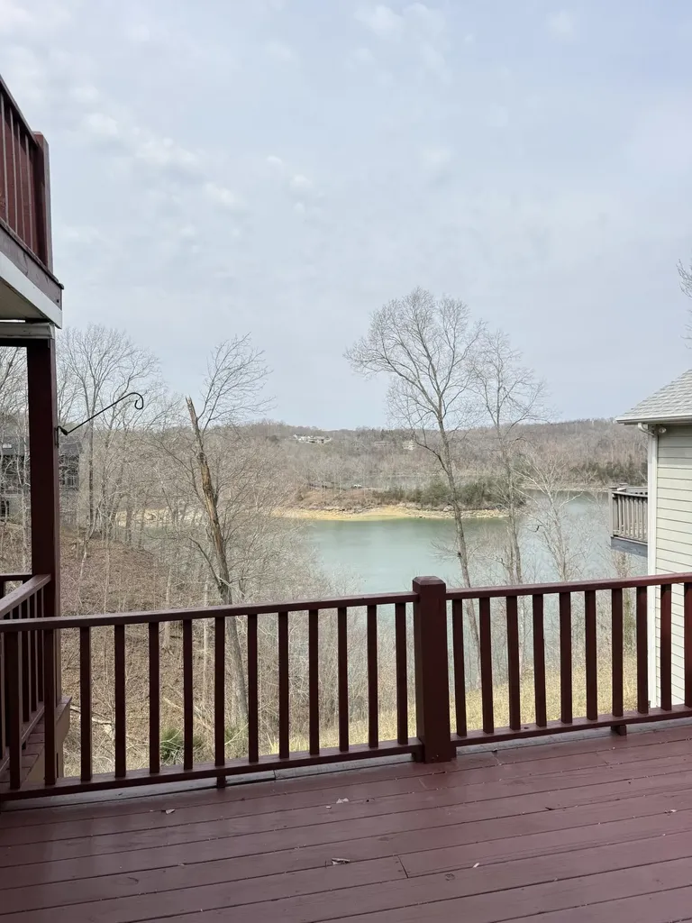 631 Lawless Road Jamestown KY 42629