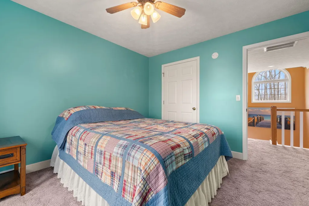 631 Lawless Road Jamestown KY 42629