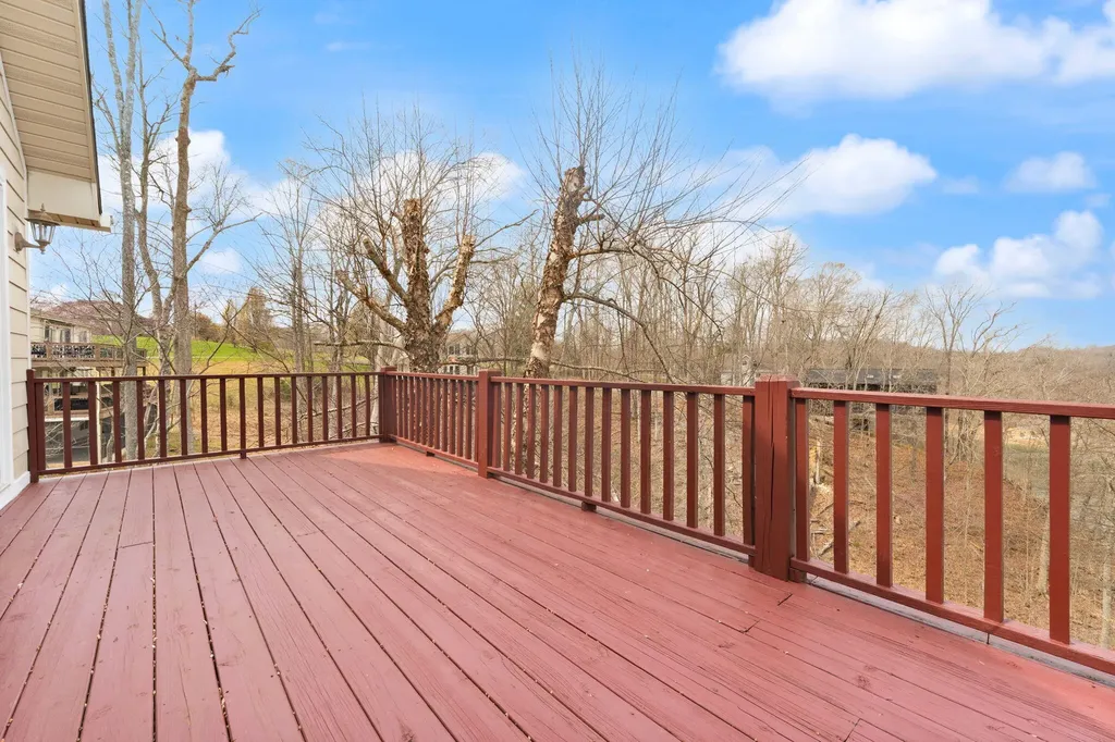 631 Lawless Road Jamestown KY 42629