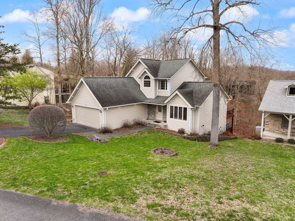 631 Lawless Road Jamestown KY 42629