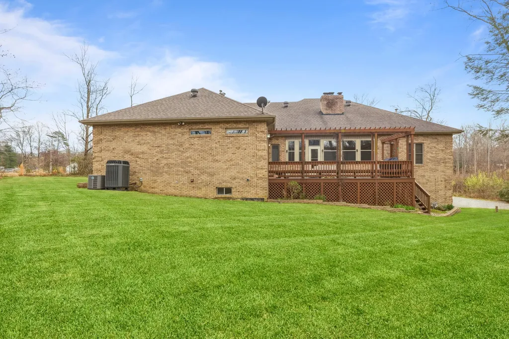 286 Ponderosa Trail Corbin KY 40701