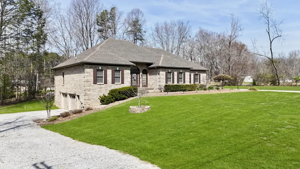286 Ponderosa Trail Corbin KY 40701