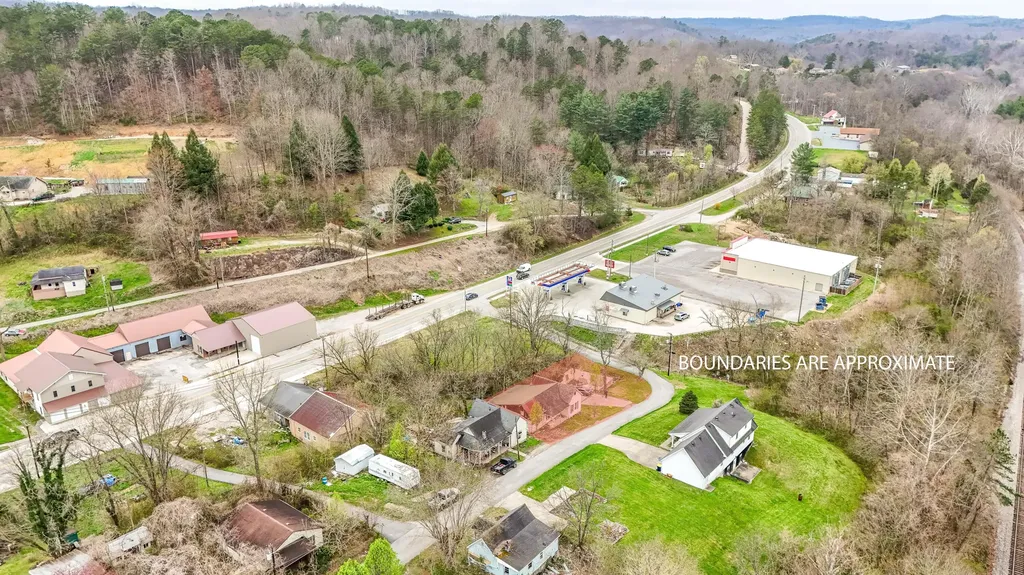 36 And 38 Mullins Street Livingston KY 40445