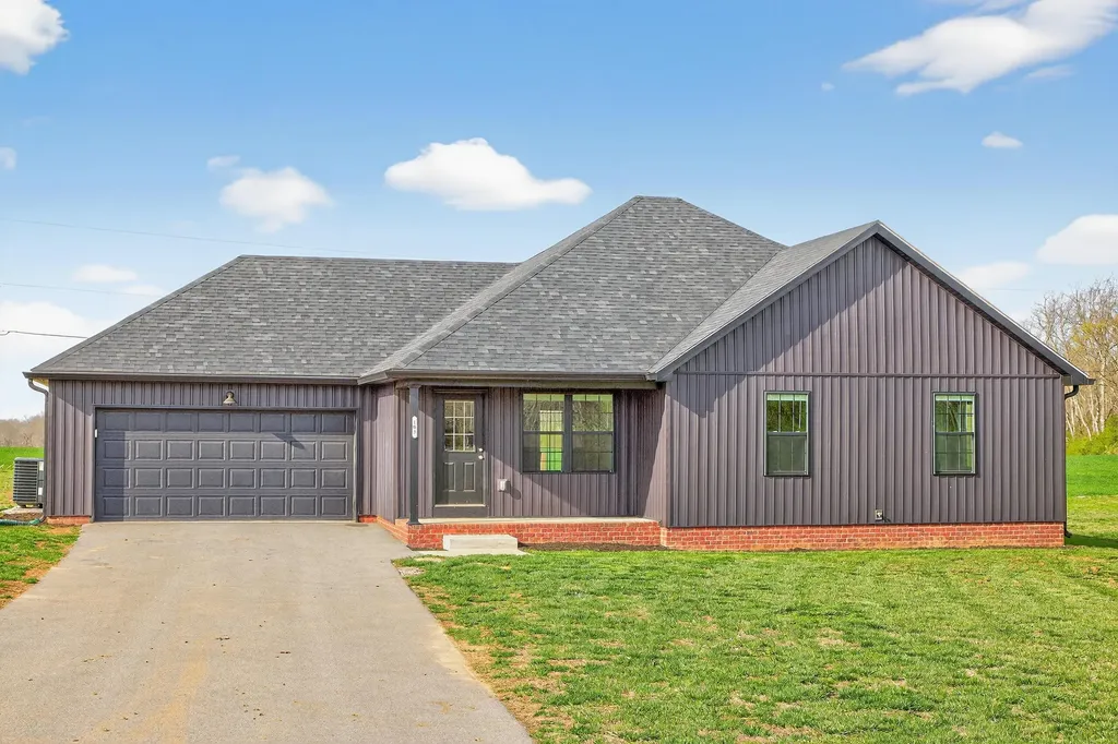 103 Dean Drive Harrodsburg KY 40330