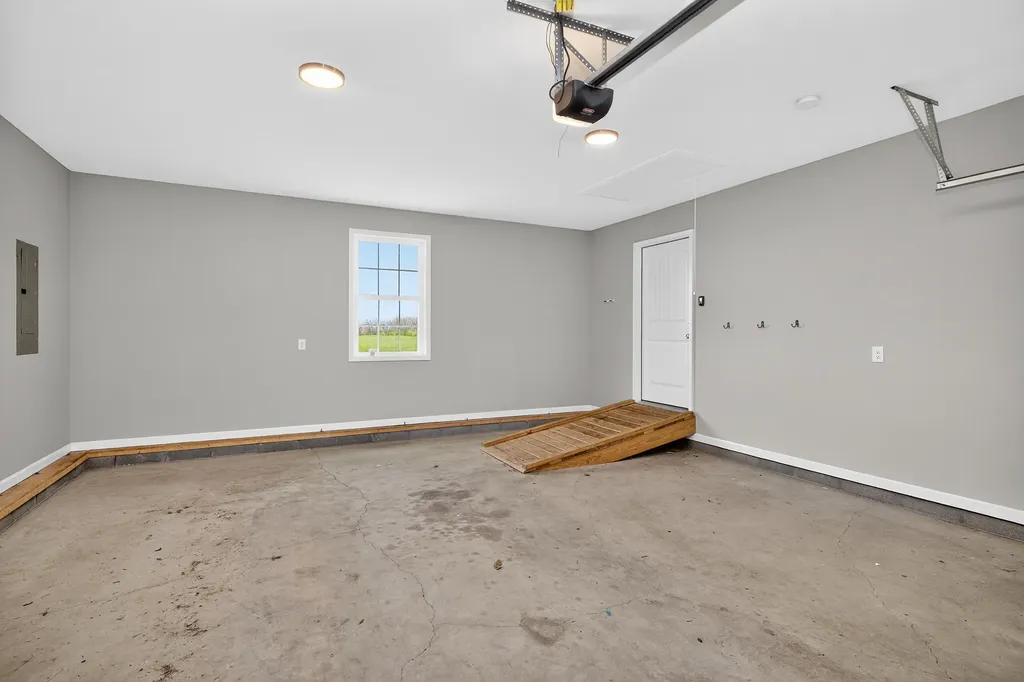 103 Dean Drive Harrodsburg KY 40330