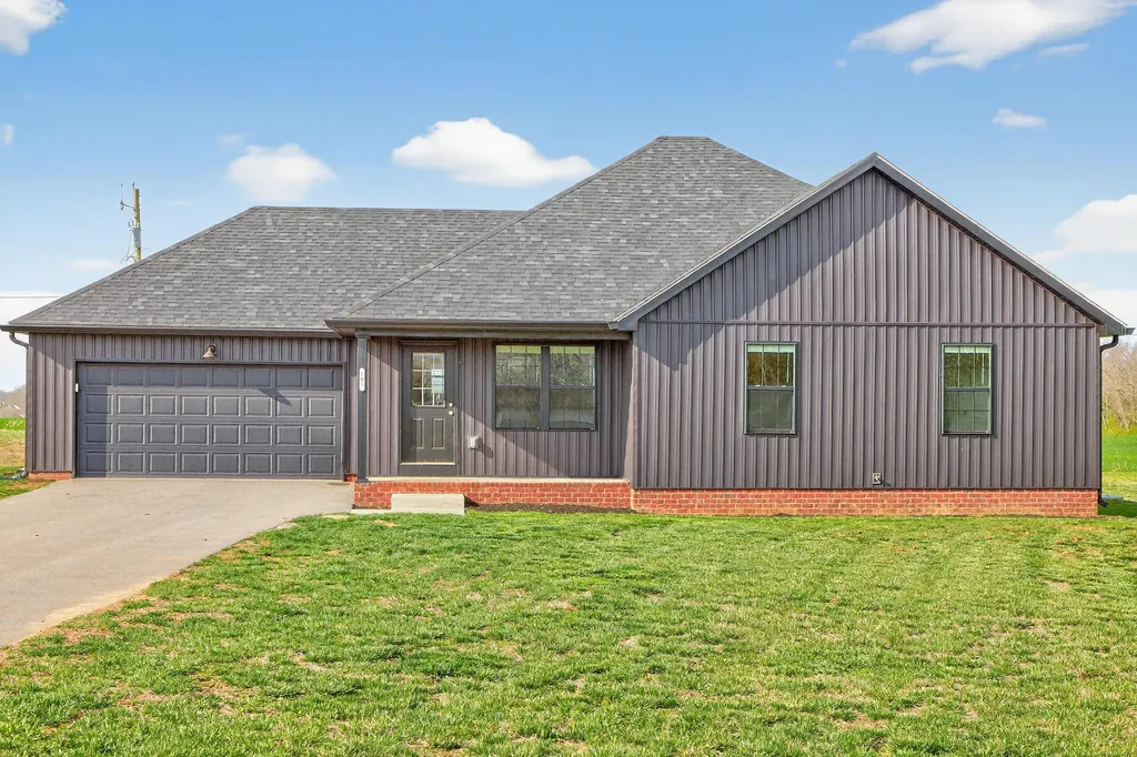 103 Dean Drive Harrodsburg KY 40330