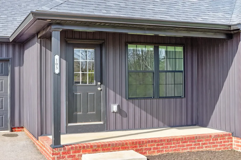 103 Dean Drive Harrodsburg KY 40330