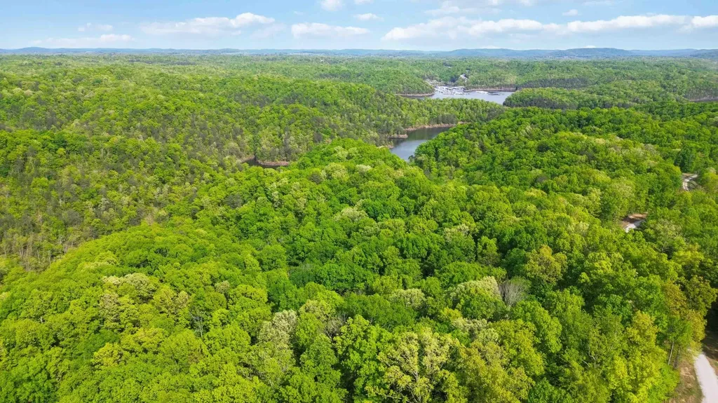 Lot 90 Sandstone Point Trail Monticello KY 42633