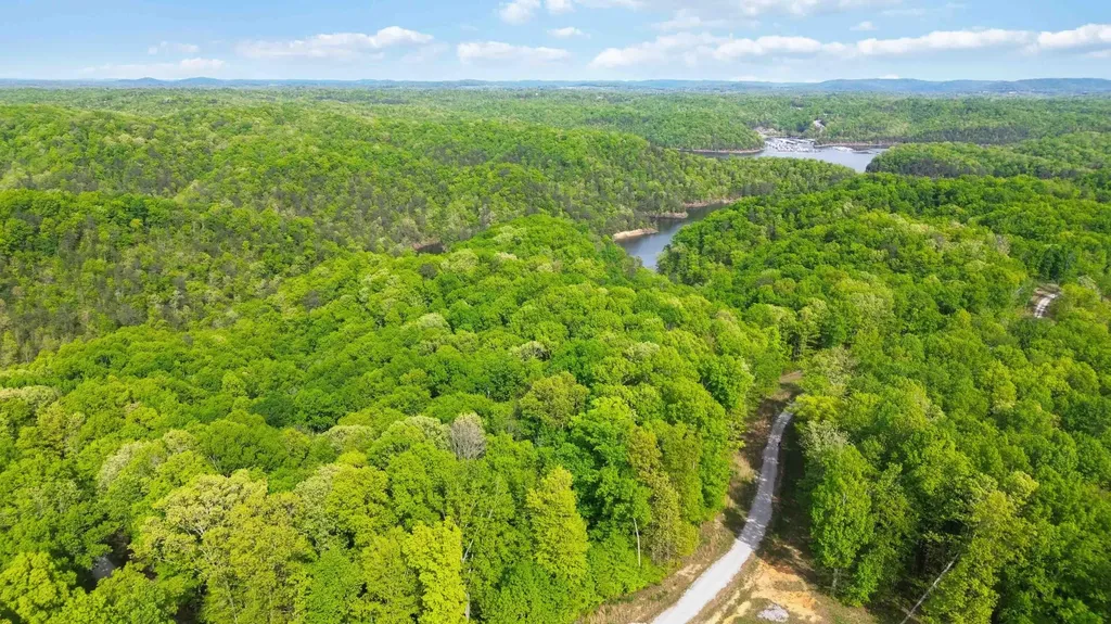 Lot 90 Sandstone Point Trail Monticello KY 42633