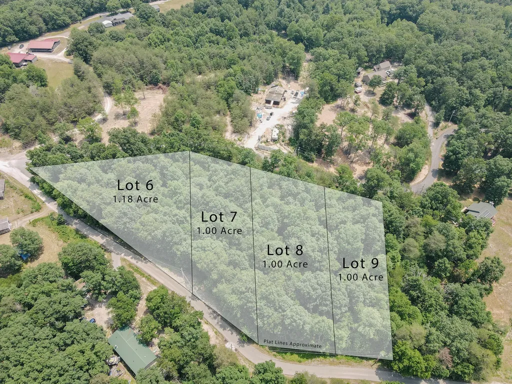 8 Woods Trail Drive Irvine KY 40336