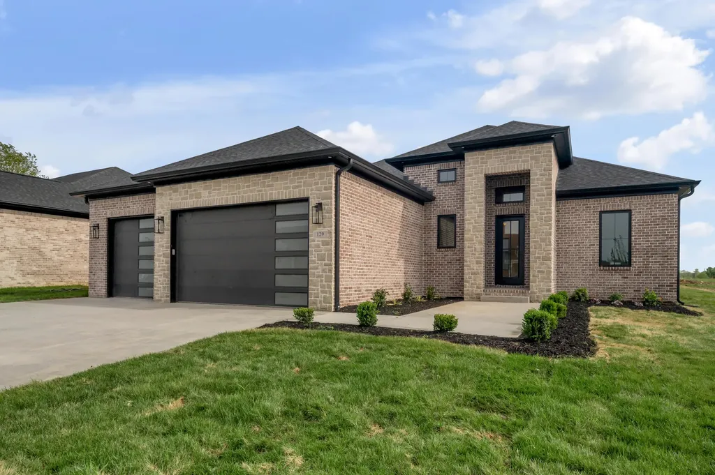 129 Zane Lane Nicholasville KY 40356
