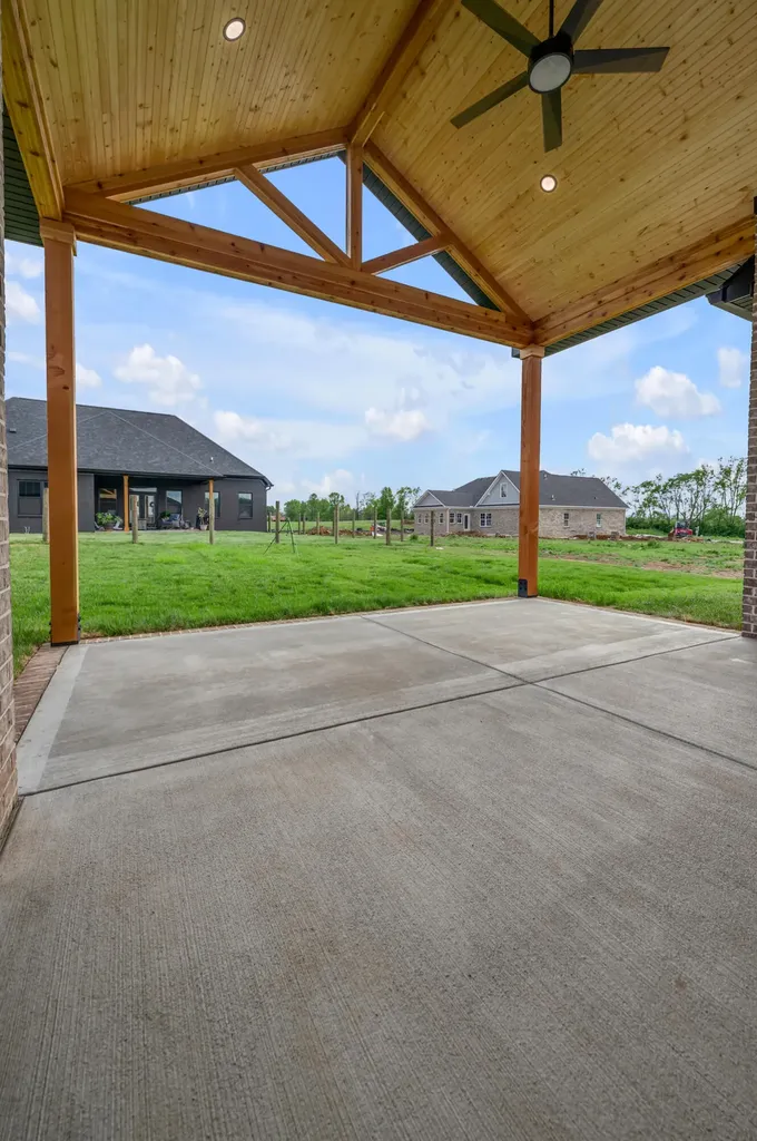 129 Zane Lane Nicholasville KY 40356