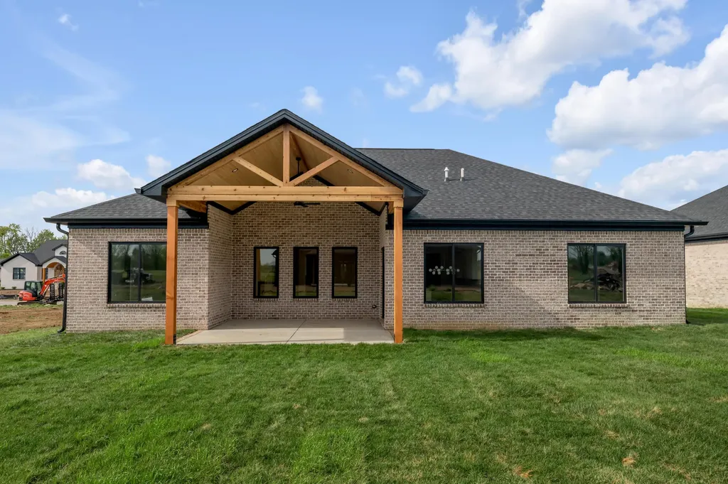 129 Zane Lane Nicholasville KY 40356