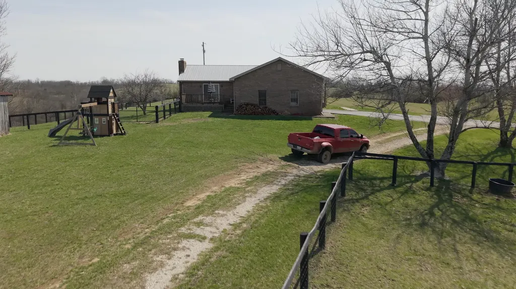 1000 Double M Lane Mt Sterling KY 40353