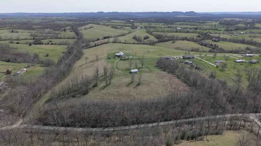 1000 Double M Lane Mt Sterling KY 40353