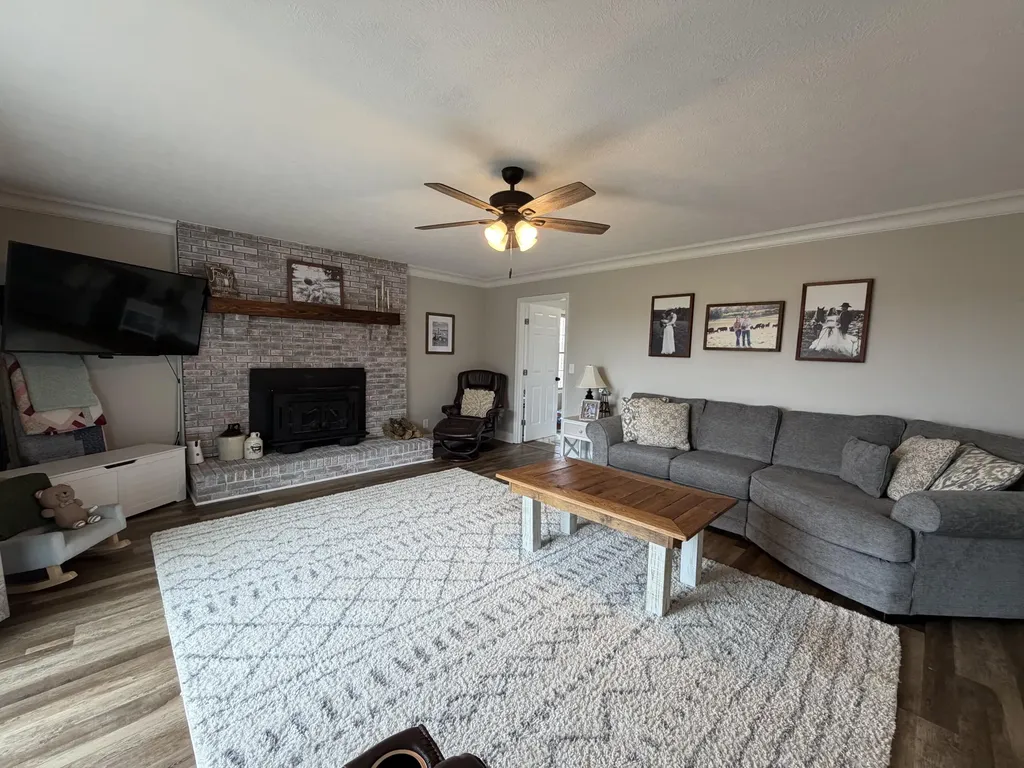 1000 Double M Lane Mt Sterling KY 40353